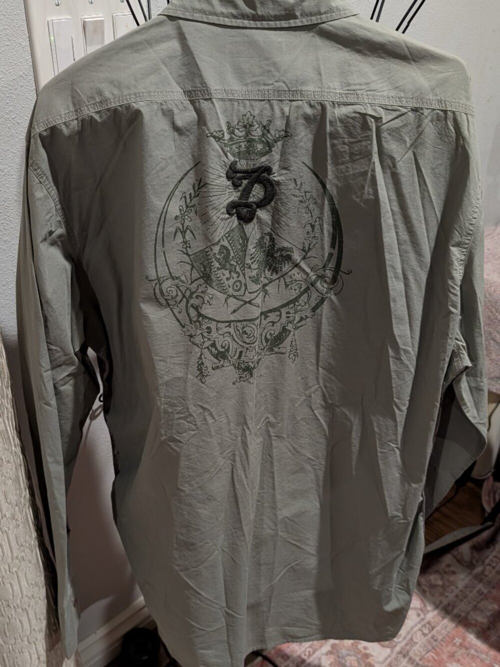 7 Diamonds Men’s XXL Gray Utility Button-Up Shirt Graphic Back